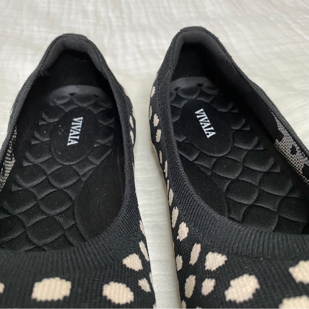NEW VIVAIA Round-Toe Ballet Flats (Claire) Black Ivory Dots size 10.5 - Picture 10 of 10